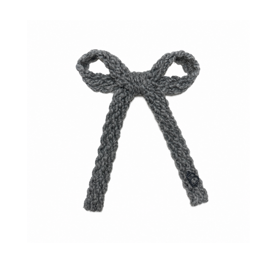 Bandeau Gray Text Wool Braid Medium Bow Clip