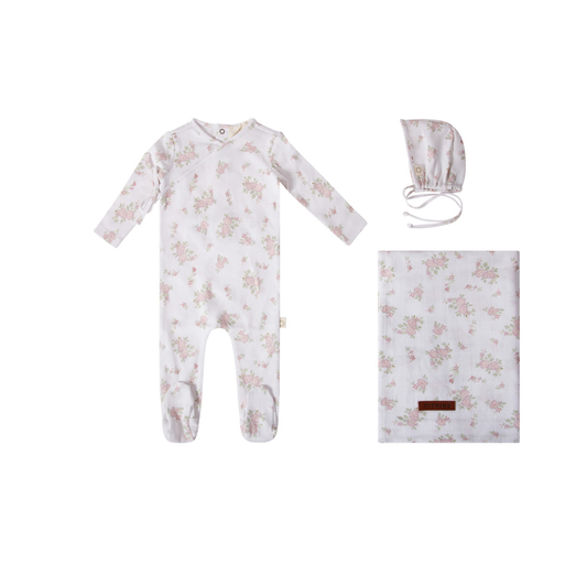 Citrine Lavender/White Dainty Bunches Layette Set With Swaddle
